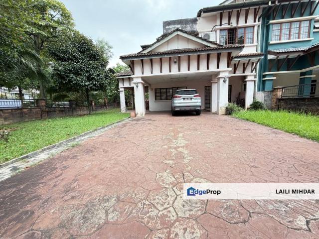 House for sale in Seksyen U8, Shah Alam