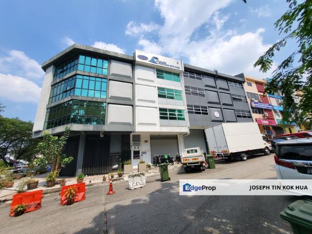Shop for rent in Country Heights Damansara, Kuala Lumpur