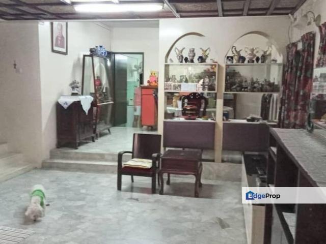 House for sale in Country Heights Damansara, Kuala Lumpur