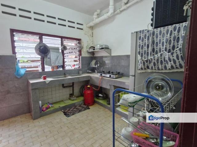 House for sale in Country Heights Damansara, Kuala Lumpur