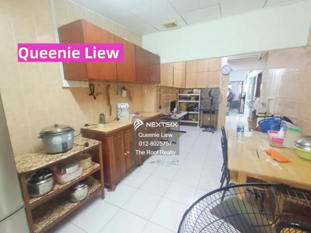 Residential House for sale in Sibu Laut
