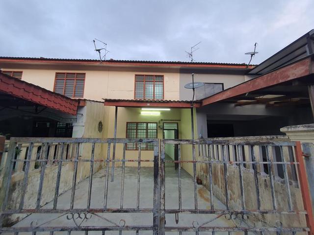 Terraced House for sale in Ulu Tiram, Johor