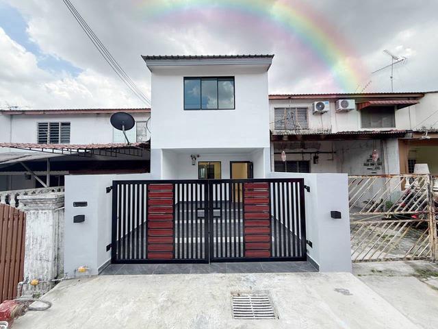 Terraced House for sale in Ulu Tiram, Johor