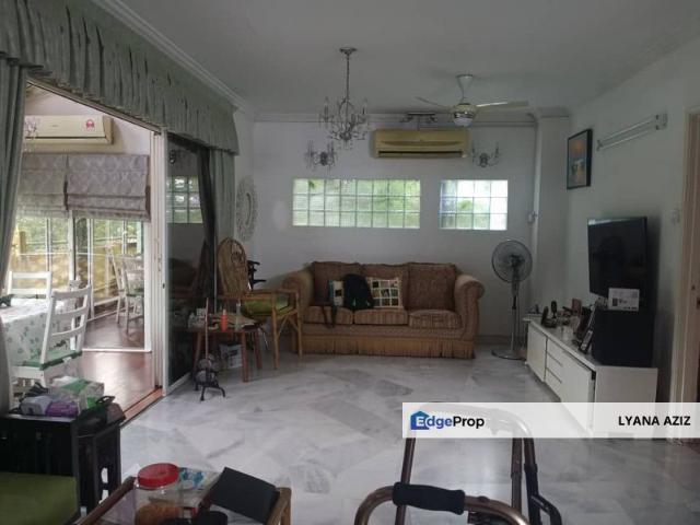 House for sale in Country Heights Damansara, Kuala Lumpur