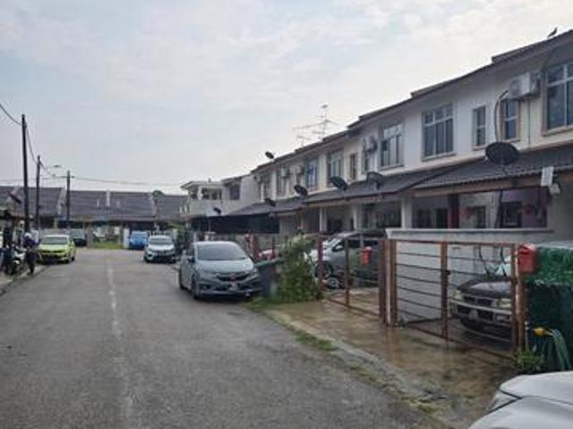 Terraced House for sale in Ulu Tiram, Johor