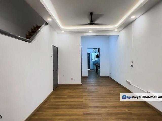 House for sale in Ulu Tiram, Johor