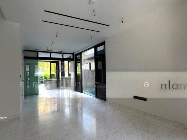 Condominium for sale in 19 North East, Hougang