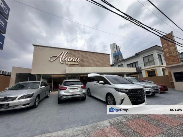 Shop for rent in Country Heights Damansara, Kuala Lumpur