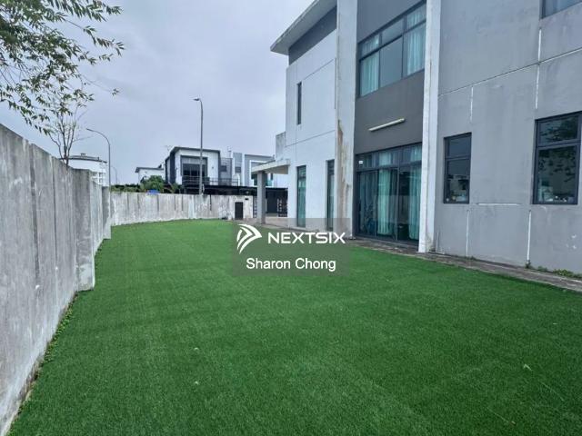 Warehouse for sale in Johor