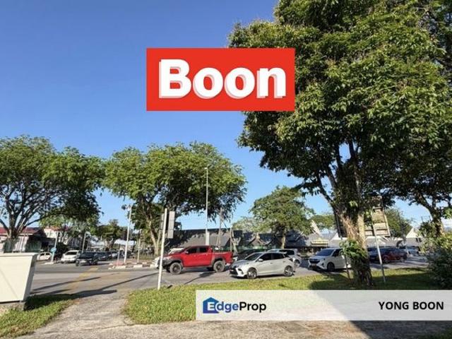 Shop for rent in Kuching