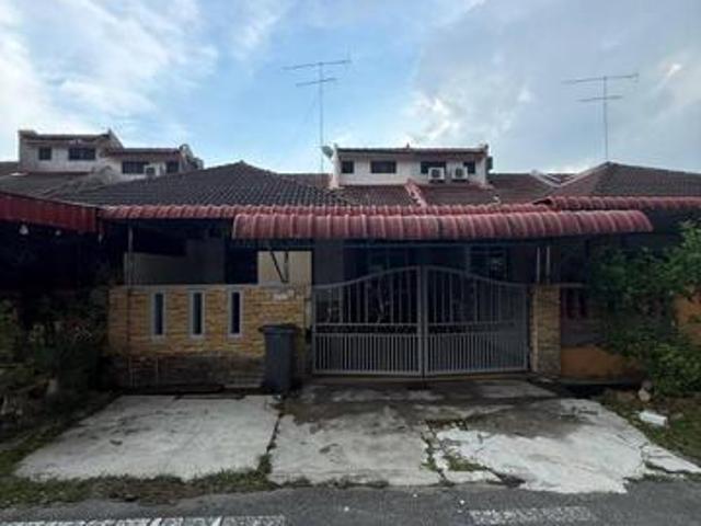 Terraced House for sale in Batu Pahat, Johor