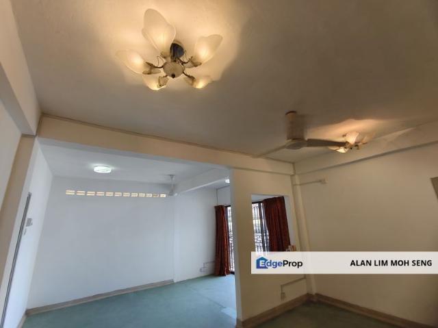 House for sale in Country Heights Damansara, Kuala Lumpur