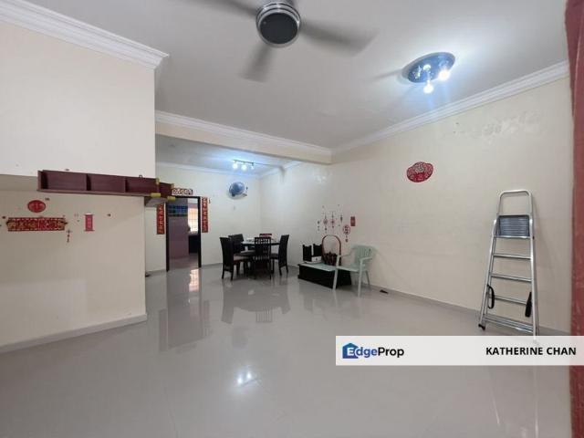House for sale in Country Heights Damansara, Kuala Lumpur
