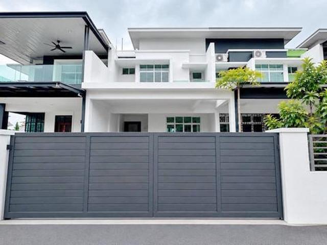 Terraced House for sale in Batu Pahat, Johor