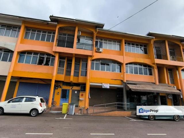 Shop for sale in Segamat, Johor