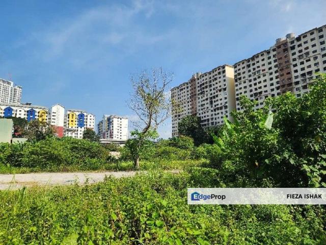 House for sale in Country Heights Damansara, Kuala Lumpur