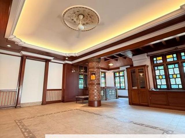 House for sale in Hillside, George Town