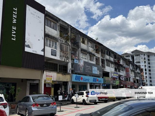 Shop for sale in Langat, Selangor