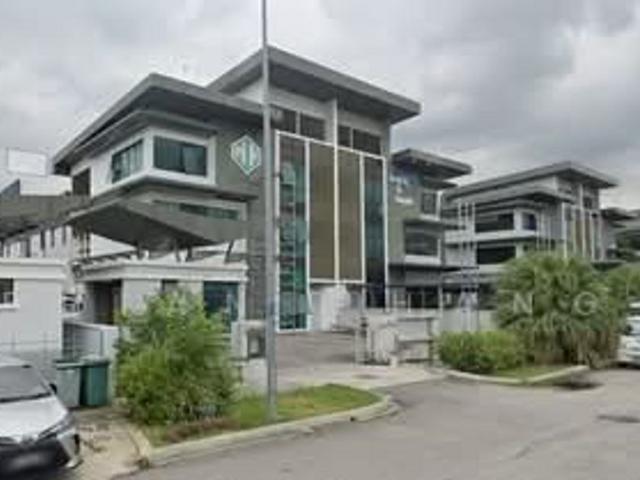 Warehouse for rent in Petaling, Alam Impian