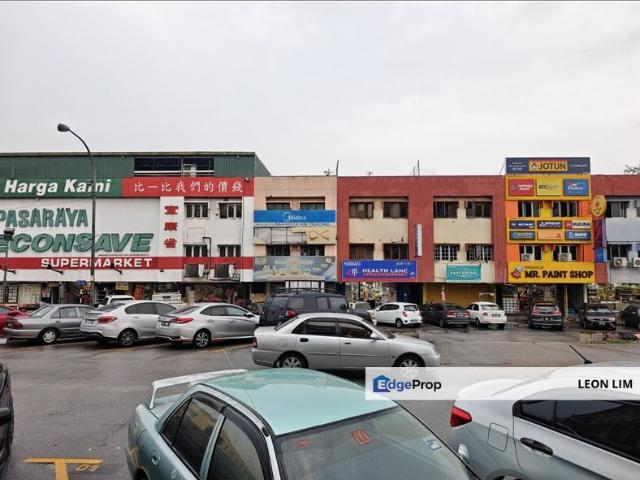 Shop for sale in Kajang, Langat