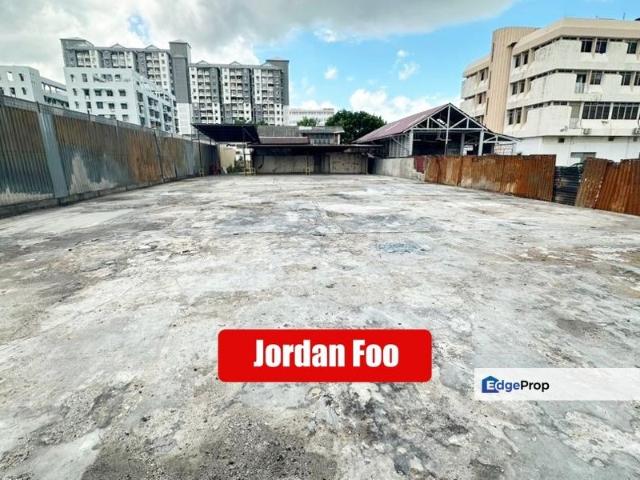 Shop for rent in Georgetown, Penang