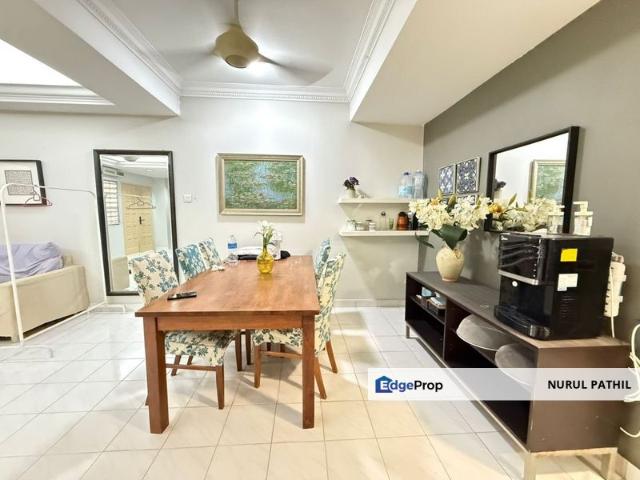 House for sale in Petaling, Damansara Damai