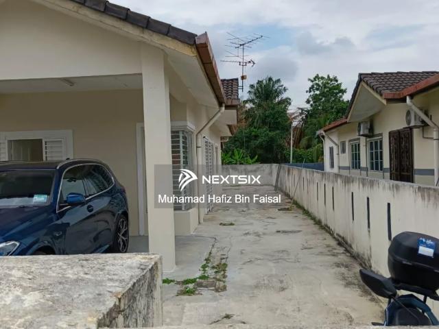 Warehouse for sale in Bukit Ledang, Johor
