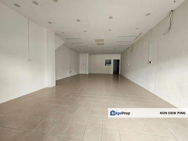 Shop for rent in Kampung Tabuan Melayu, Kuching