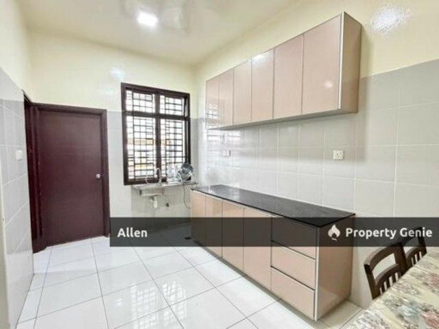 House for rent in Taman Perjiranan 11, Johor Bahru