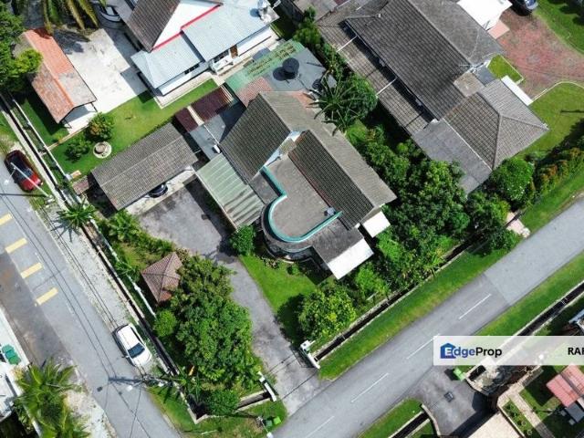 House for sale in Country Heights Damansara, Kuala Lumpur