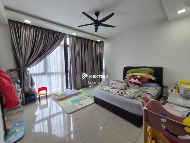 Shop for sale in Kuching