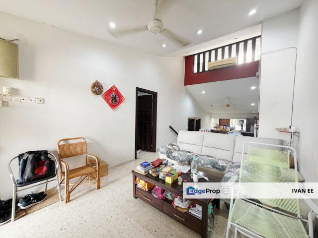 House for sale in Country Heights Damansara, Kuala Lumpur