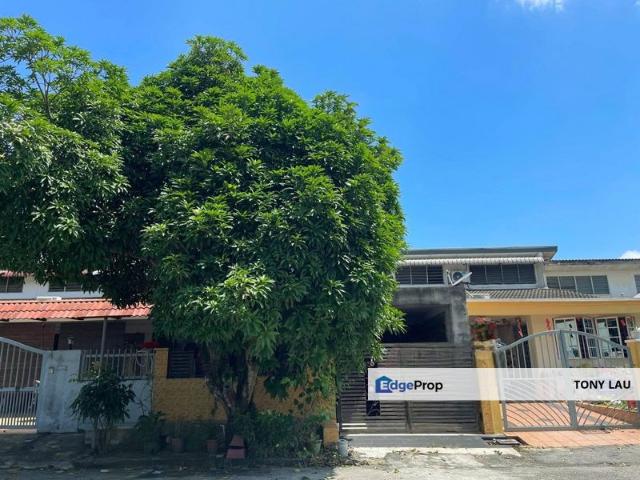 House for sale in Country Heights Damansara, Kuala Lumpur