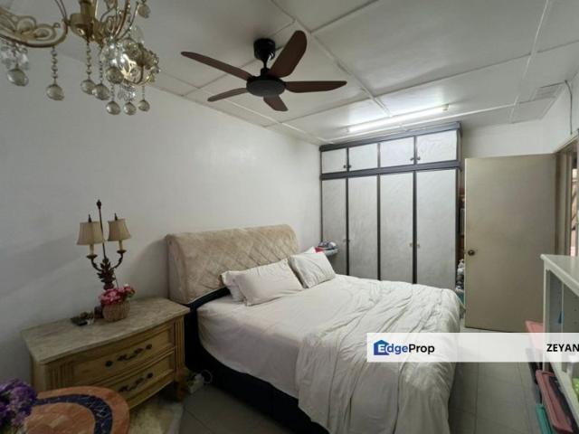 House for sale in Petaling, Damansara Damai