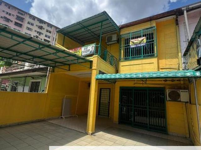 House for sale in Petaling, Damansara Damai