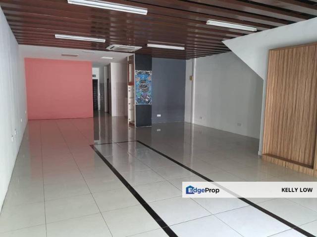 Shop for rent in Petaling, Damansara Damai