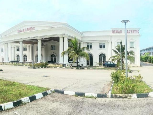 Warehouse for sale in Sendayan Village, Negeri Sembilan