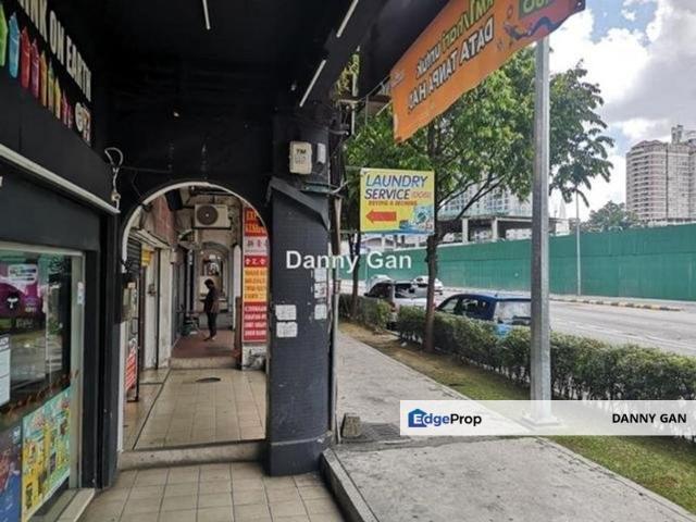 Shop for rent in Country Heights Damansara, Kuala Lumpur