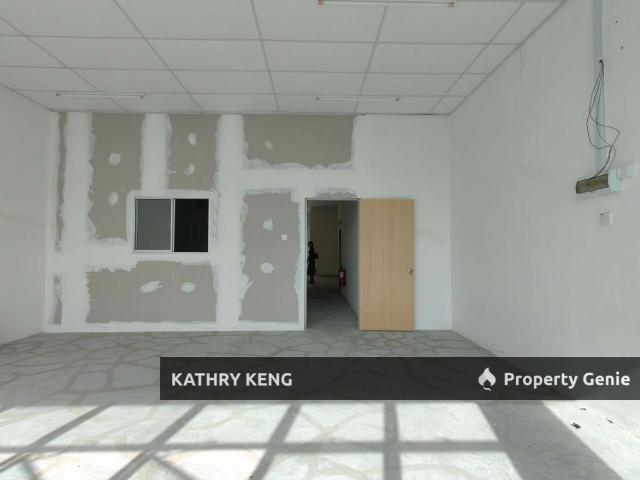 Shop for rent in Bukit Ledang, Johor