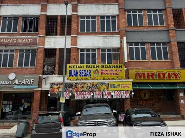 Shop for rent in Petaling, Alam Impian