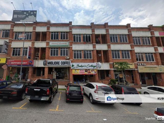 Shop for sale in Petaling, Alam Impian