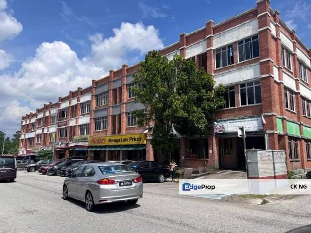 Shop for rent in Petaling, Alam Impian