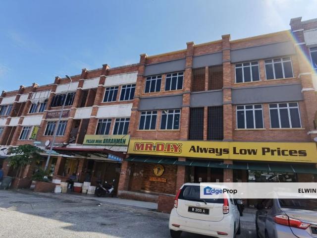 Shop for rent in Petaling, Alam Impian