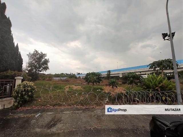 Shop for sale in Petaling, Alam Impian
