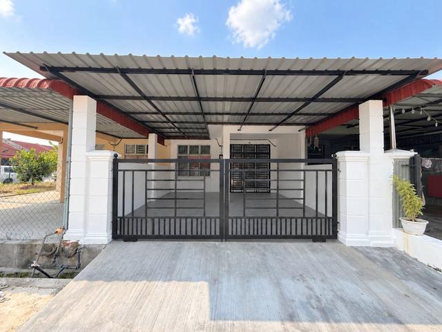 Terraced House for sale in Tangkak, Johor