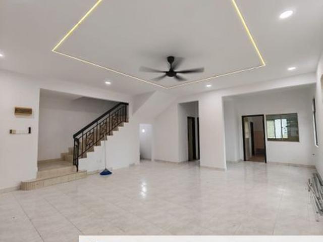 House for sale in Ulu Tiram, Johor