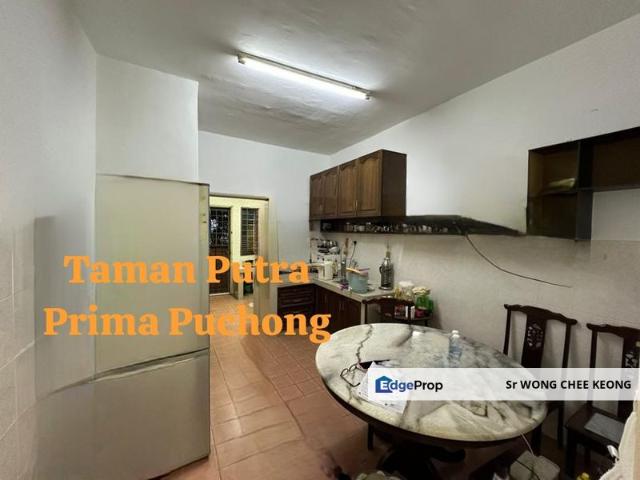 House for sale in Tanjong Sepat, Selangor