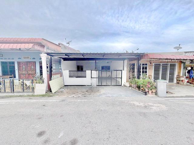 Terraced House for sale in Tangkak, Johor