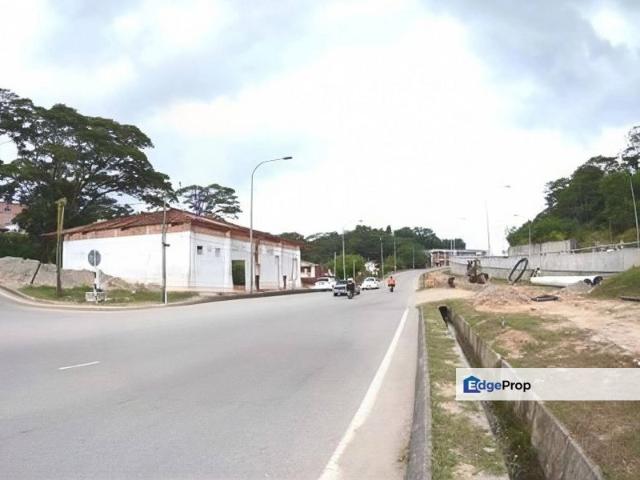 Shop for rent in Sendayan Village, Negeri Sembilan