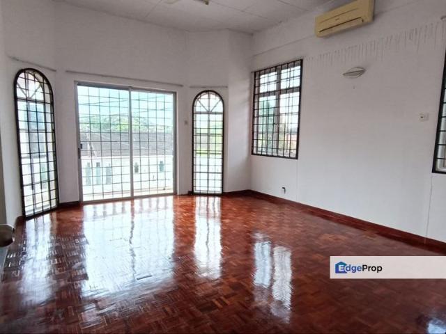 House for sale in Sendayan Village, Negeri Sembilan